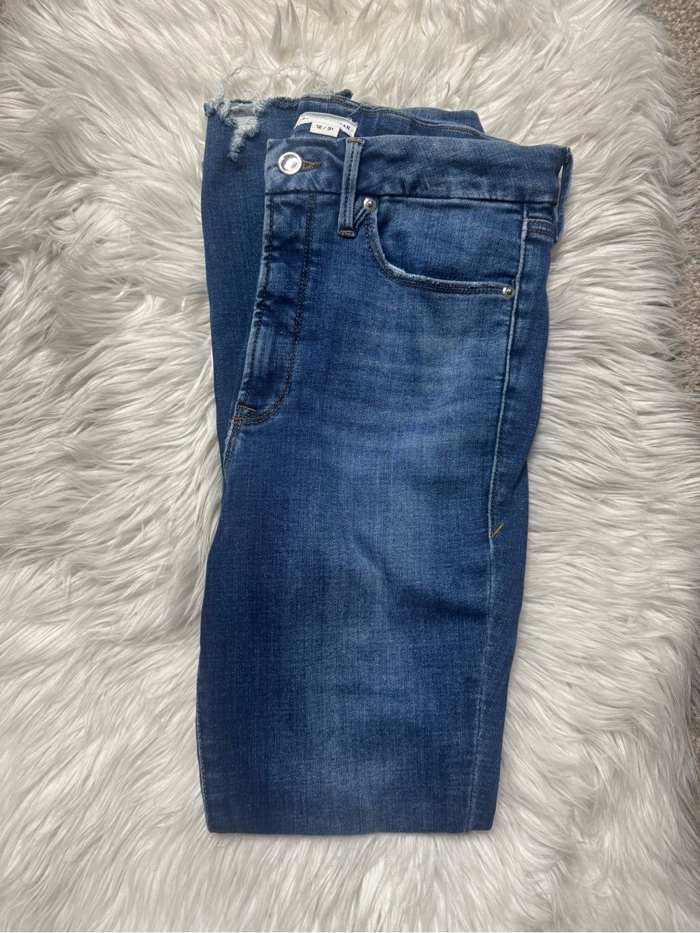 Good American Distressed Skinny Jeans Dark Wash Size 12 / 31